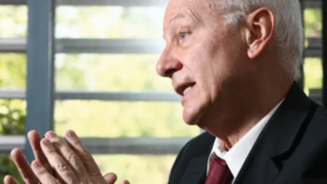 Juri: Las universidades deberían ir al sistema de créditos (materias y carreras en vez de facultades)