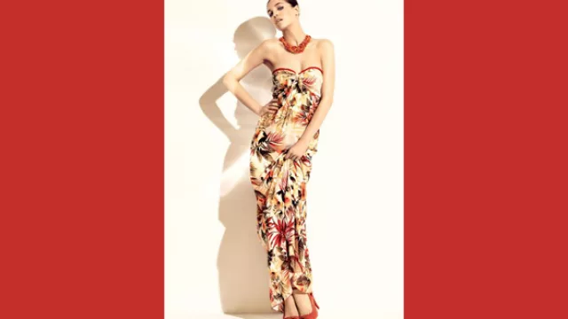 Strapless largo, amplio, estampado caribeño