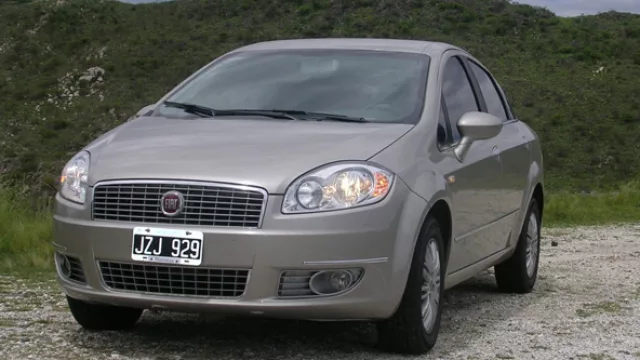 Prueba Fiat Linea 1.8 E.torQ Essence. Una buena alternativa en el segmento