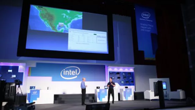 Conectividad, pantallas y marcas sociales, lo que ve Intel para 2012