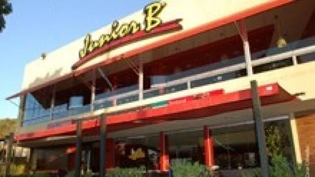 Tres nuevas franquicias para Junior B en Córdoba (y más aperturas para el 2012)