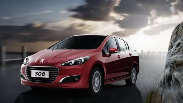 De frente, con el nuevo design europeo