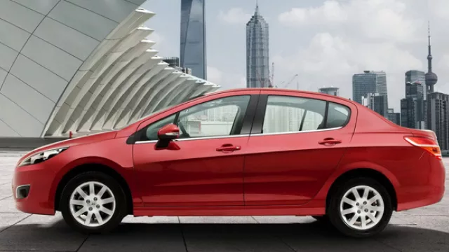 Perfil. Muy similar a nuestro 408