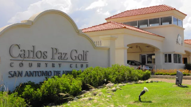Carlos Paz Golf Country Club + La Posada del Qenti = más beneficios para todos