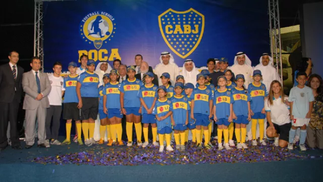 Boca inauguró una nueva escuela de fútbol ¡pero en Kuwait!