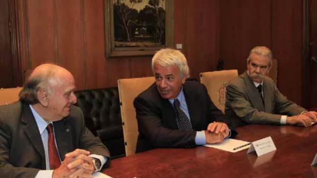 Las empresas que sondeó De la Sota en España para cuidar el medioambiente cordobés