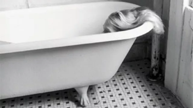 Marta Tikkanen, Aunque...