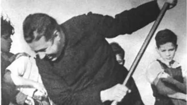 Chile: Hogar de Cristo cerrará más de 30 centros (y opinan desde la U del Pacífico)