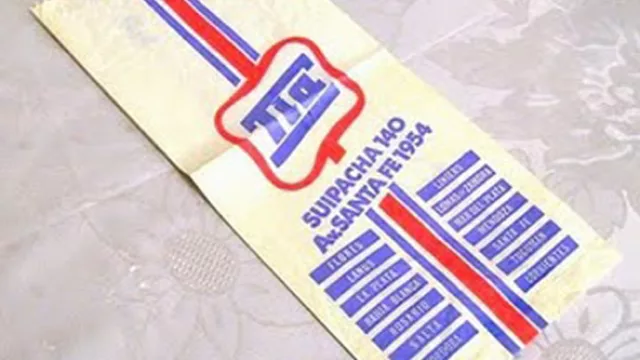 ... lo cierto es que "Tía" debe su nombre a "Te-Ta", la marca original (de hecho en Uruguay se llama Tata) 