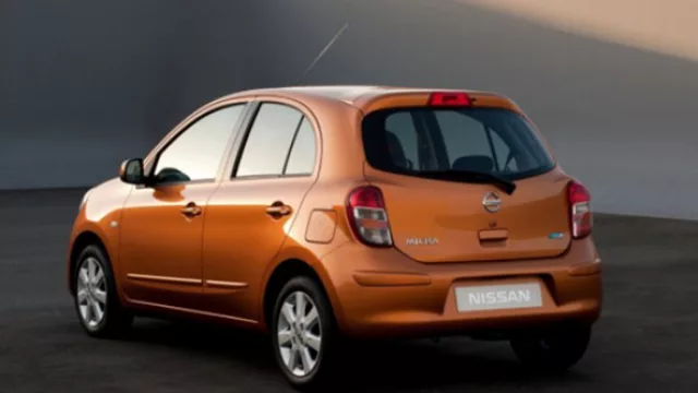 De atrás. Bien japonés