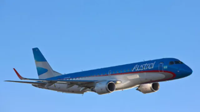 Aerolineas suma 2 nuevos Embraer para la flota de Austral