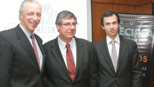 Alberto Spagnolo presidente Estructuras y Mandatos, Jaime Garbarsky presidente Grupo Ecipsa y Eduardo Ganapolsky presidente de Proficio Investment
