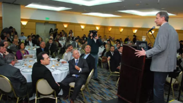 Cambios en Junior Achievement: salió Palazzo, entró Cúneo