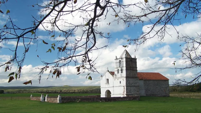 Iglesia de San Pedrito, foto de Ricardo Vallejos