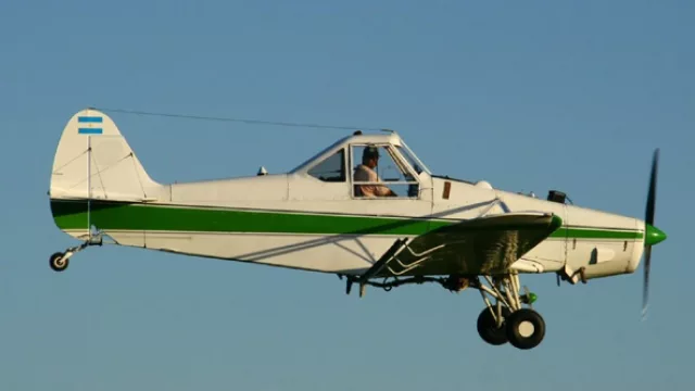 FAdeA quiere ganar el mercado de los aviones fumigadores (800 unidades, 20 ventas al año)