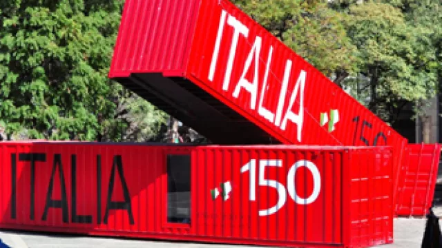 Containers que hablan en italiano