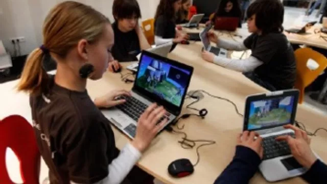 Cada edad tiene su compu, dice Intel