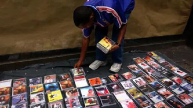 Chile: Casi la mitad acepta la piratería (y 1 de cada 3 cree que es correcto)