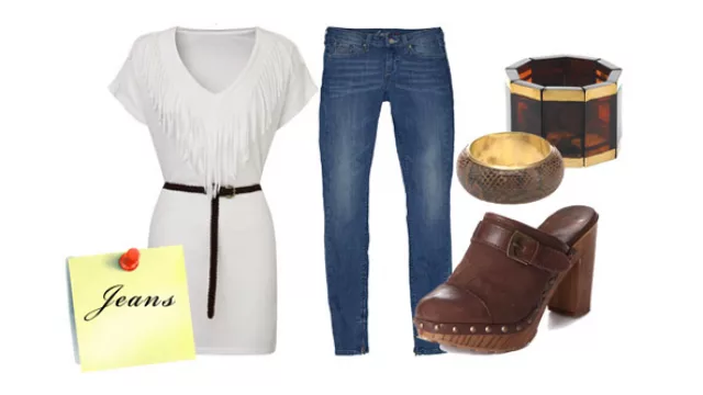 Jeans pitillos + vestido con flecos en escote