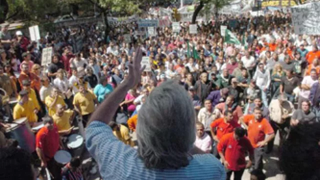 InfoNegocios quiere el listado de empleados municipales