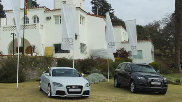 Espectaculares Audi TT RS y Q7