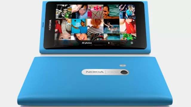 Nokia N9 - Frente y dorso