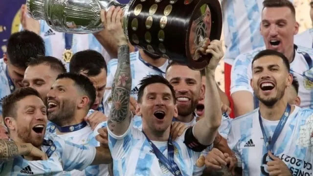 La Escaloneta salió primera, pero a la AFA le faltan varios sponsors (autos, bancos, línea aéreas, entre otros)