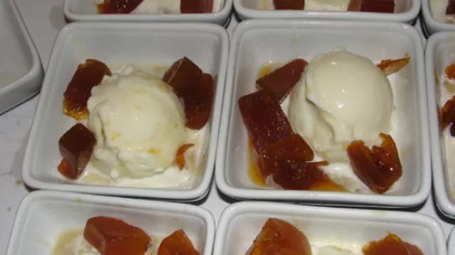 Para culminar la velada, el postre: una riquísima Copa Criolla