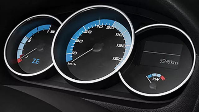 Tablero similar, adaptado al funcionamiento eléctrico