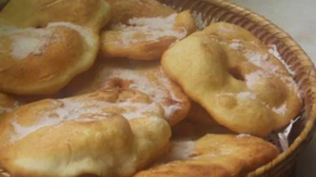 Un clásico: tortas fritas (ideales para el próximo 25 de mayo)