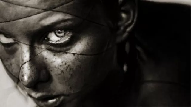 Belén Reyes, Con los ojos herméticos te miro