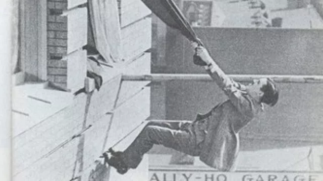 Amy Benoit, Meditaciones sobre una cornisa