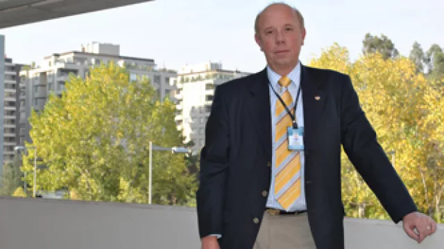 Chile: ¿Qué distingue a Vitacura? US$ 140 mil en capacitación para sus funcionarios