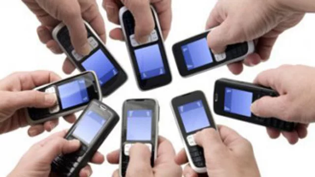 Uruguay: Antel le saca 5 puntos a Movistar (10% de los móviles se conectan a Internet)