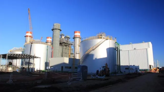 La nueva usina de la Epec tiene una potencia total de generación de 490 MW.