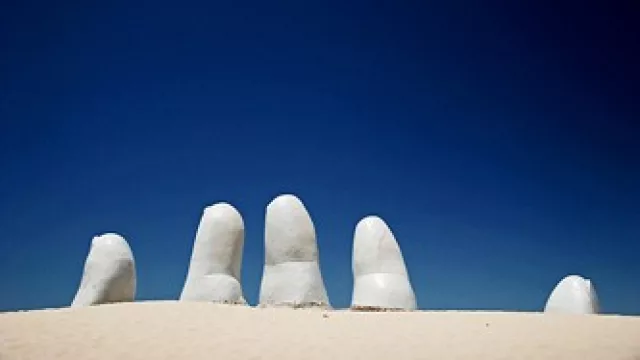 Josefa Parra, Extrañas formas