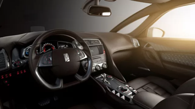 Lujoso y sobrio interior