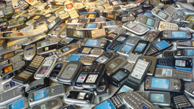 Cada 10 segundos alguien compra un celular en Chile (ya tenemos 115 cada 100 personas)