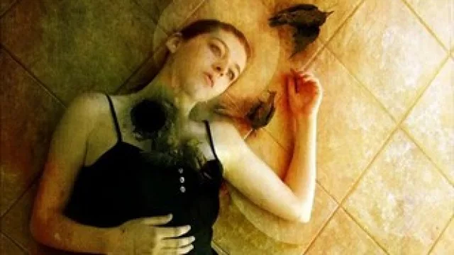 Amy Benoit, Hasta que la muerte los separe