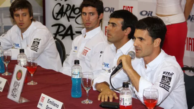Conferencia de prensa con los pilotos