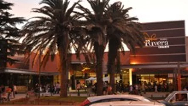 El verano llegó a Paseo Rivera Indarte.