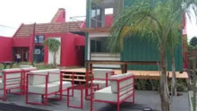 Abre Parador Urbano (by Grupo Corceba).