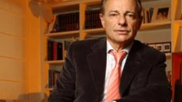 El Dr. Ravenna busca interesados para llegar a Córdoba.