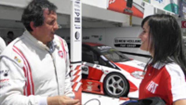 Vuelta (no “de mentirita”) con Pechito al volante