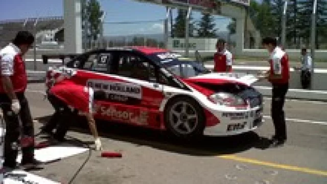 La Scudería Fiat “mimó” a sus sponsors (y Pechito nos puso a 240 Km/h).