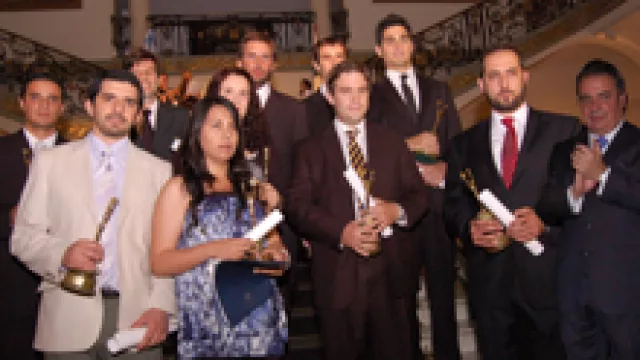 El certamen "Jóvenes Sobresalientes" volvió recargado y premió a 10 cordobeses.