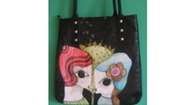 “Arte sobre cuero” (by Tienda La Curtiembre).