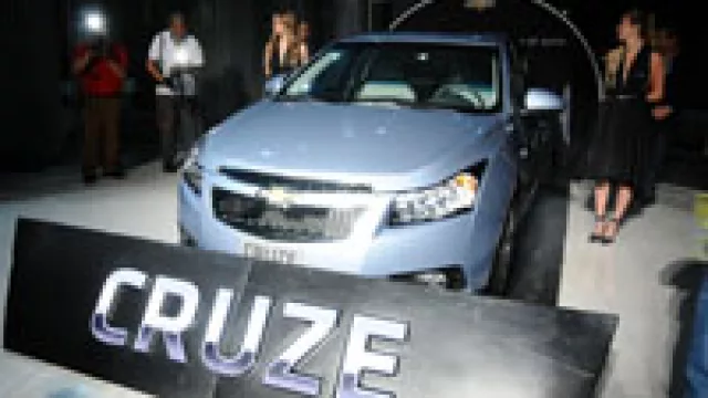 Chevrolet presentó su auto estrella: el Cruze