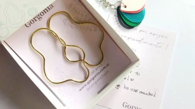 Gorgonia Joyería de Autor: joyas artesanales fabricadas con metales y bioplásticos reciclados (y diseñadas en una impresora 3D) 