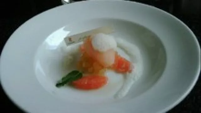 Be delicious: un postre que recrea notas de perfume (by El Papagayo).